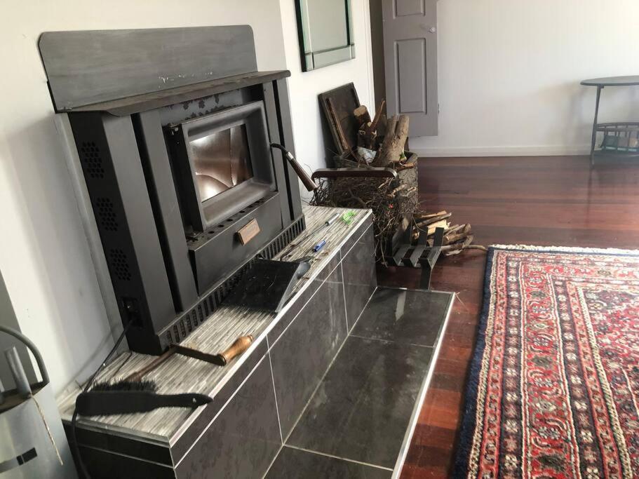 Blue Mountains Charm With Spa! Holiday home *